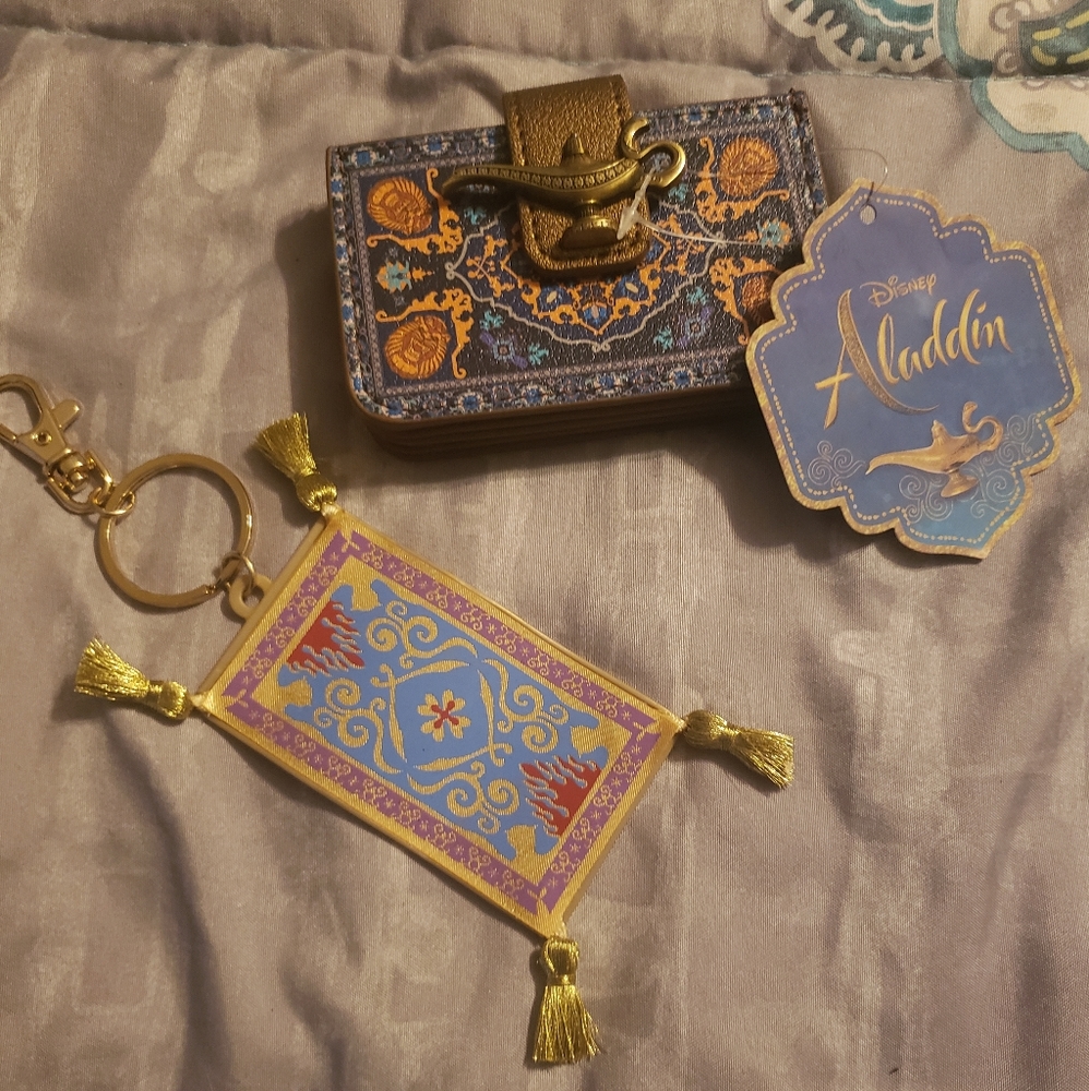 Aladdin wallet and keychain